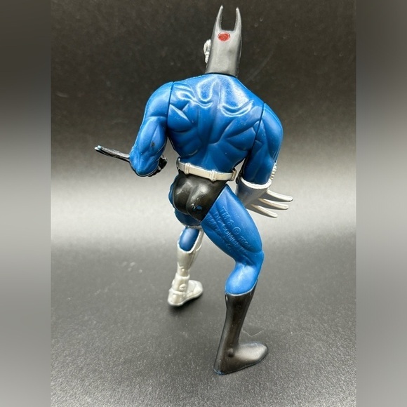 Vintage 1994 DC Comics Batman Action Figure Blue And Black 5” Kenner - Picture 2 of 7